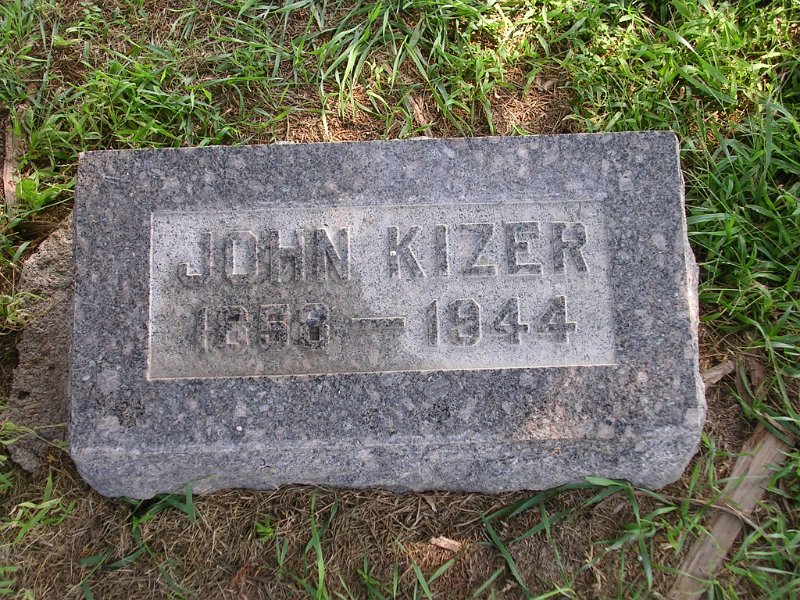 John Kizer Adamson Grave Photo