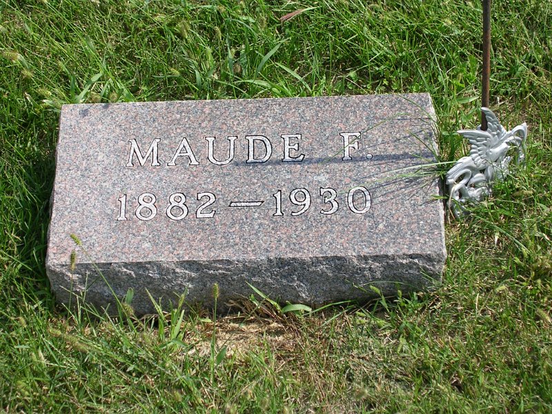 Maude F. Lockwood Grave Photo