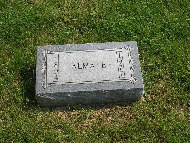 Alma E. Adamson Grave Photo