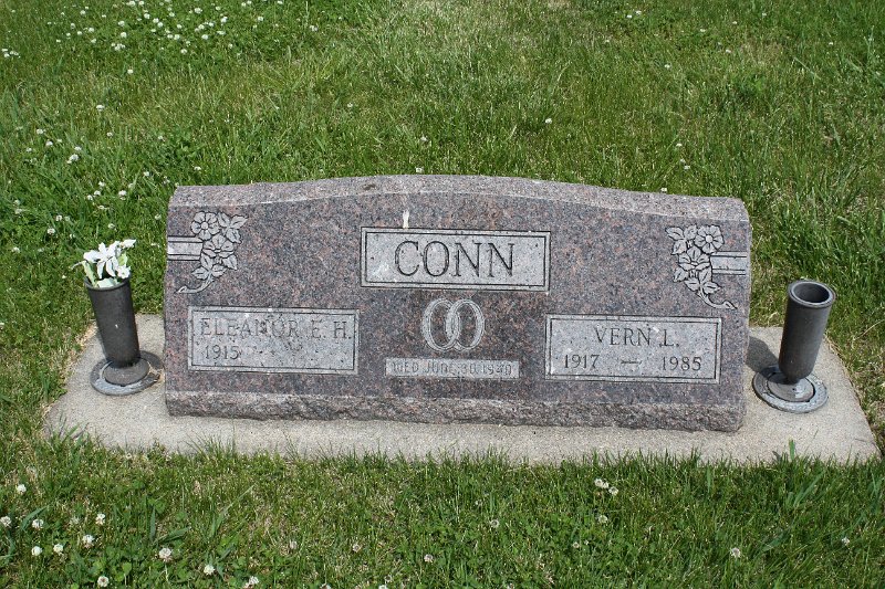 Eleanor E. Harms Conn Grave Photo