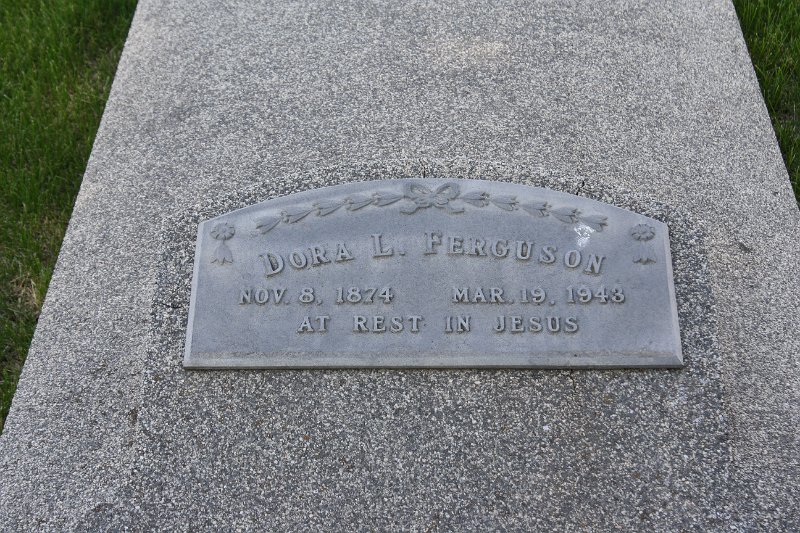 Dora L. Ferguson Grave Photo