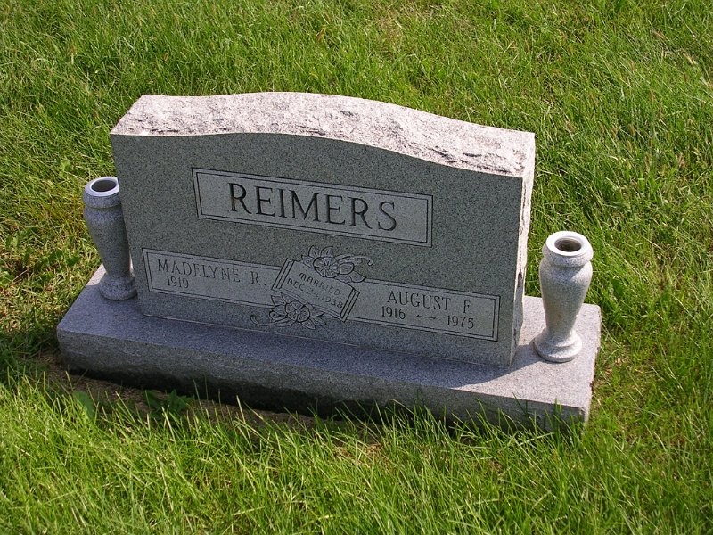 August F. Reimers Grave Photo
