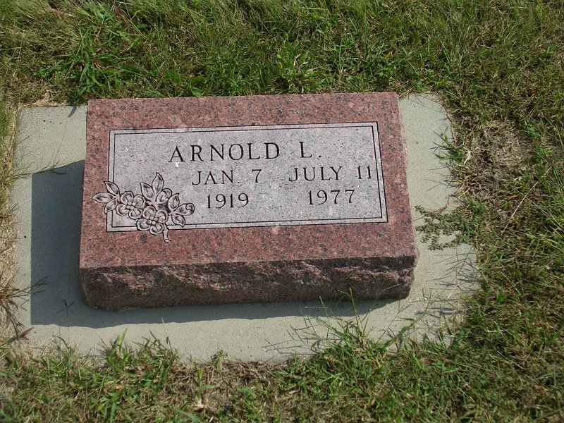 Arnold L. Shrewsbury Grave Photo